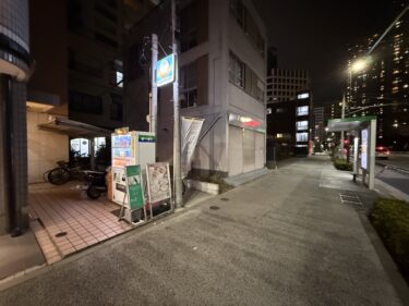 入口と夜間の明るさについてご案内